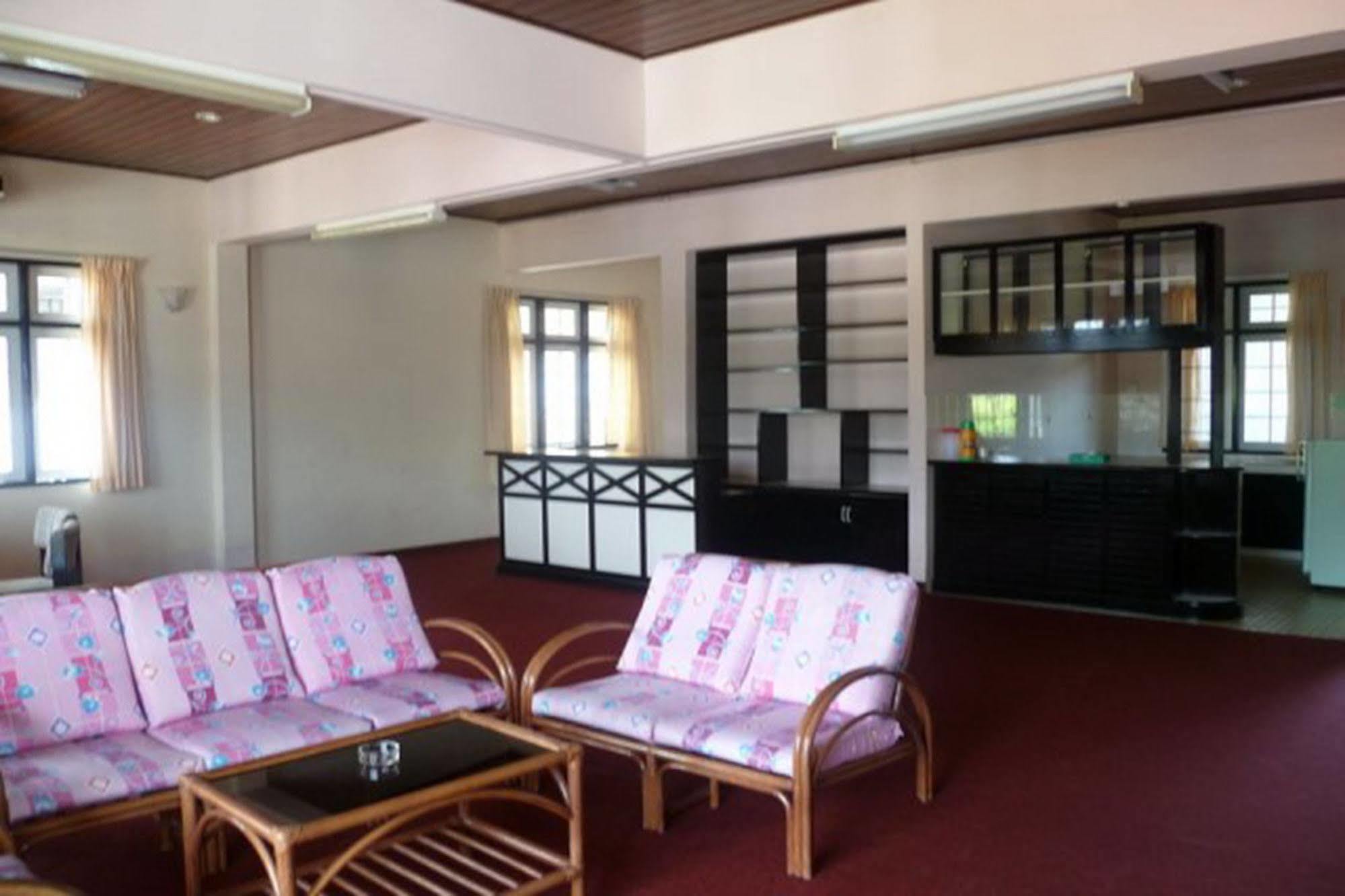 Country Lodge Resort Brinchang Exterior photo
